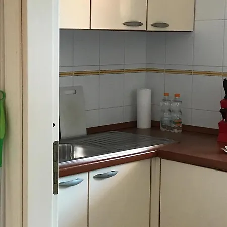 Aparthotel Trilocale Lalla Sul Mare