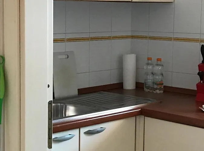 Aparthotel Trilocale Lalla Sul Mare